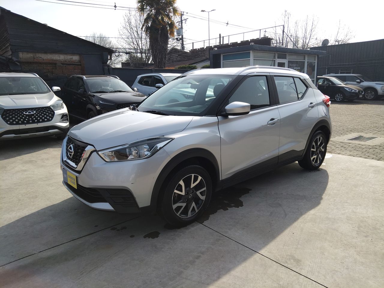 NISSAN - 3