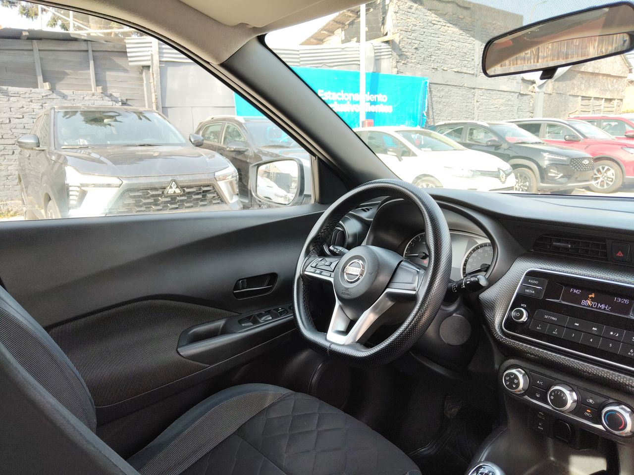 NISSAN - 16