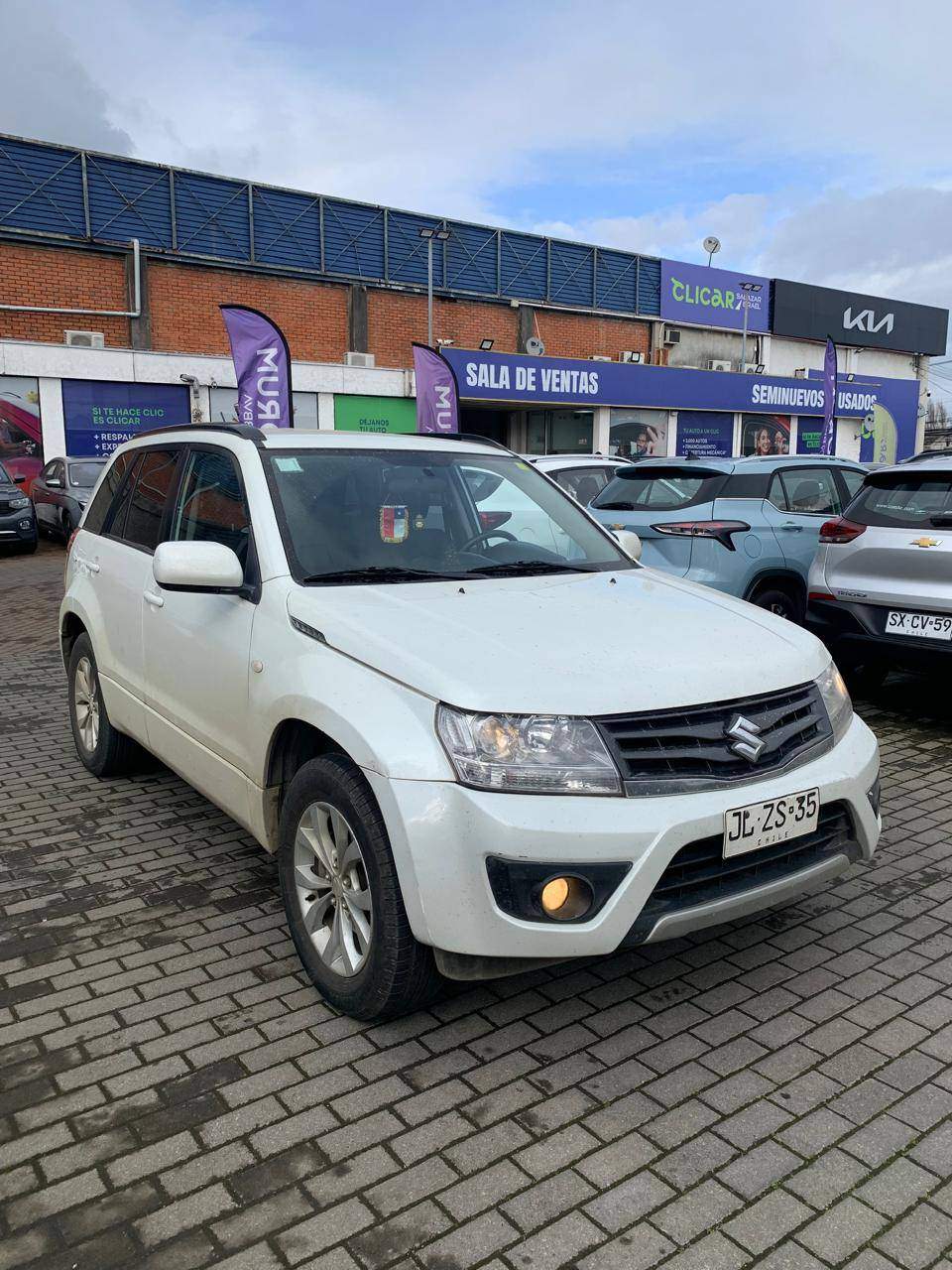 SUZUKI