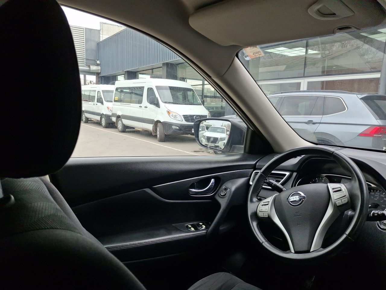 NISSAN - 6