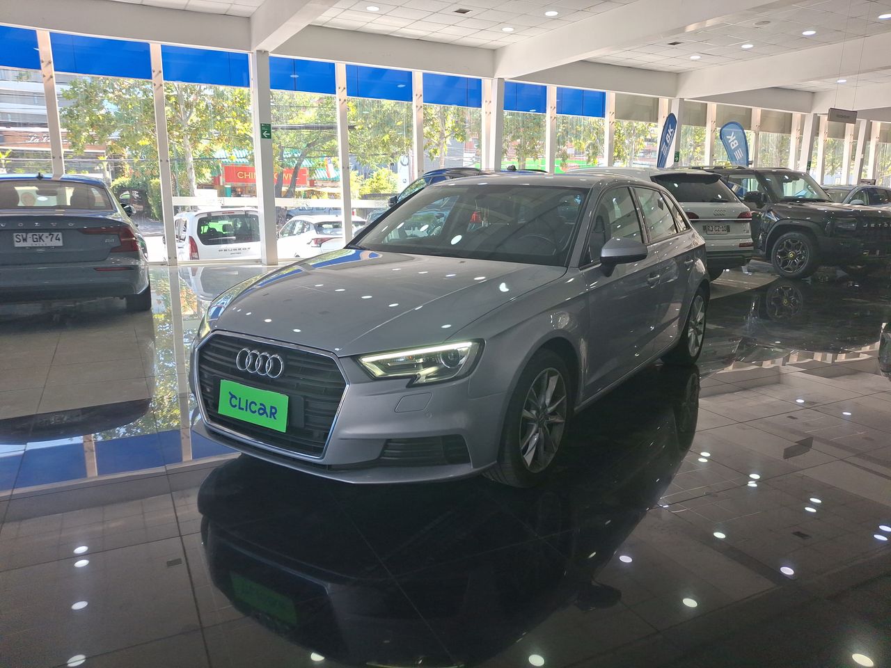 AUDI - 3