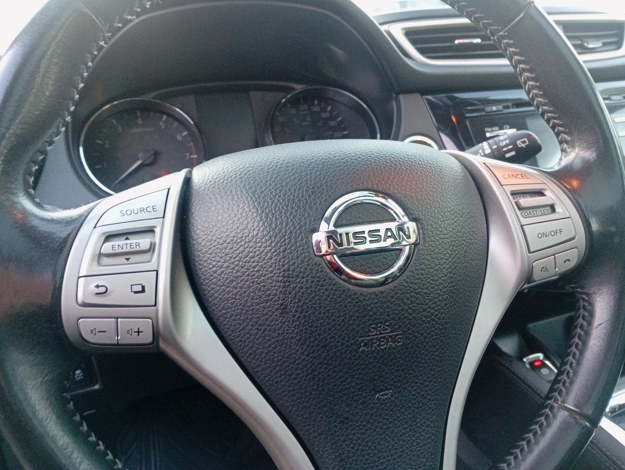 NISSAN - 27