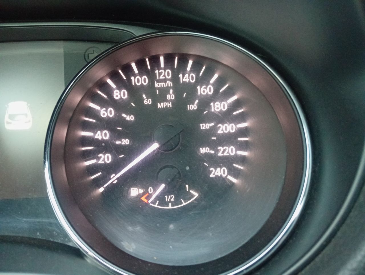 NISSAN - 28