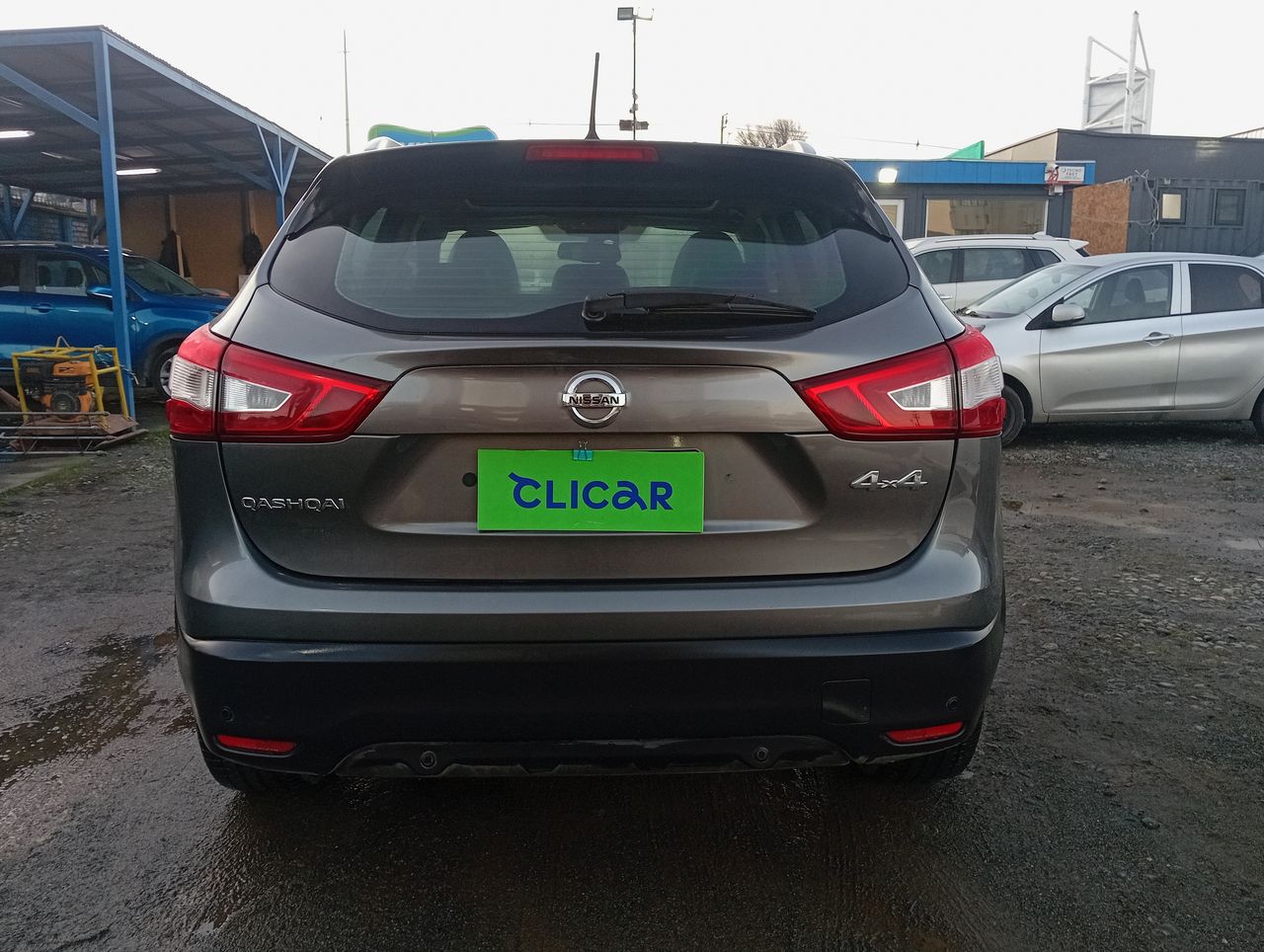 NISSAN - 6