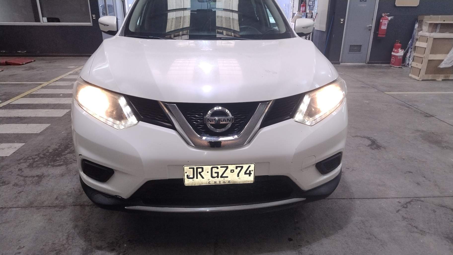 NISSAN - 2