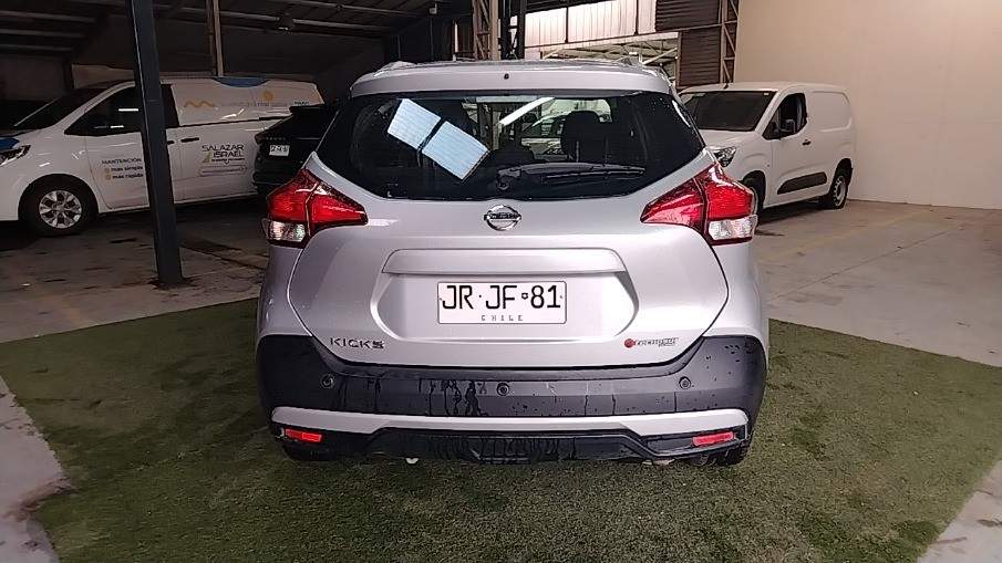 NISSAN - 5