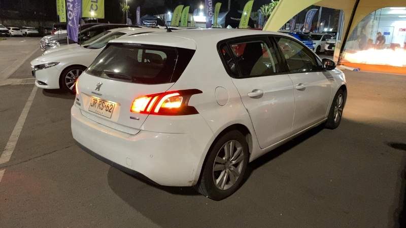 PEUGEOT - 4