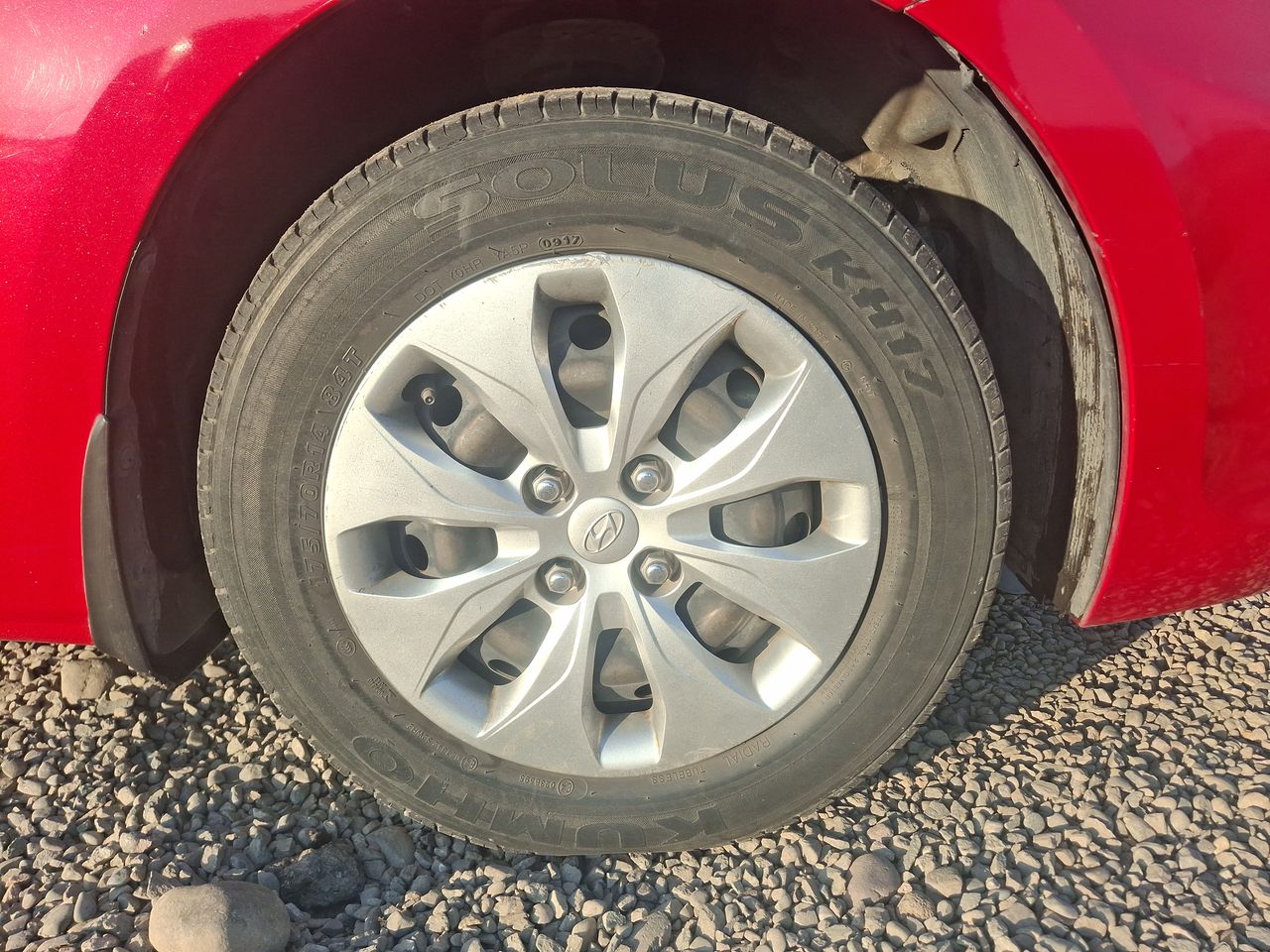 HYUNDAI - 9