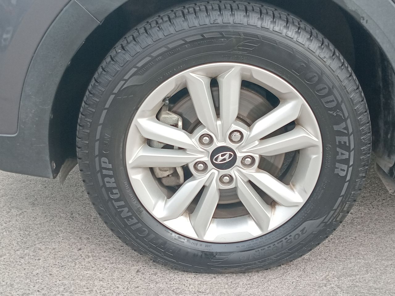 HYUNDAI - 7