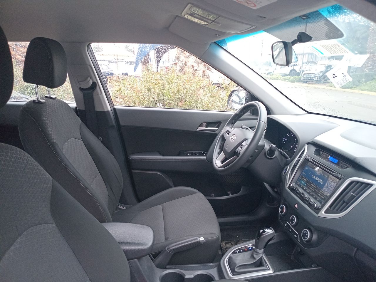 HYUNDAI - 6
