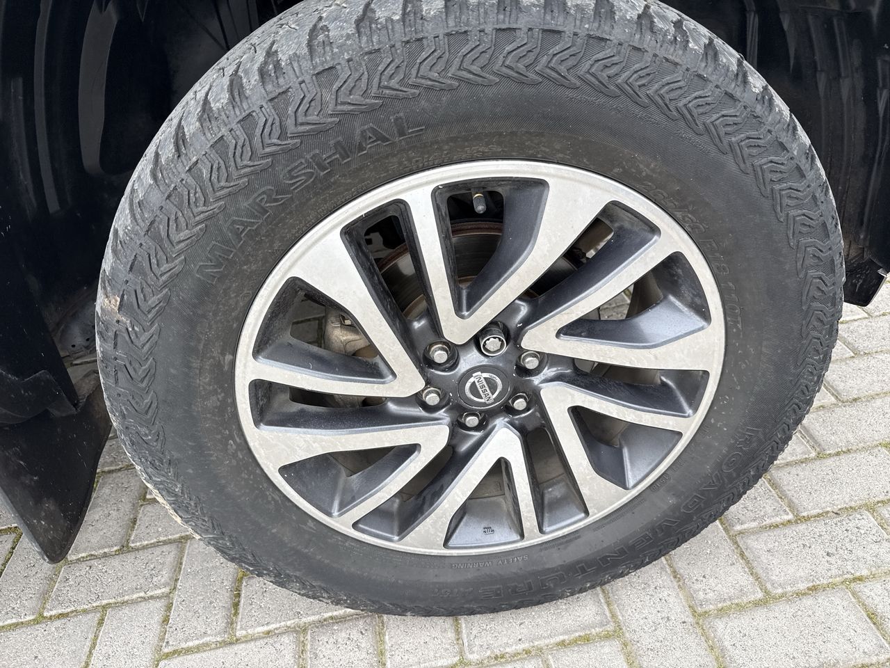 Nissan Np300 — foto 10 de 27