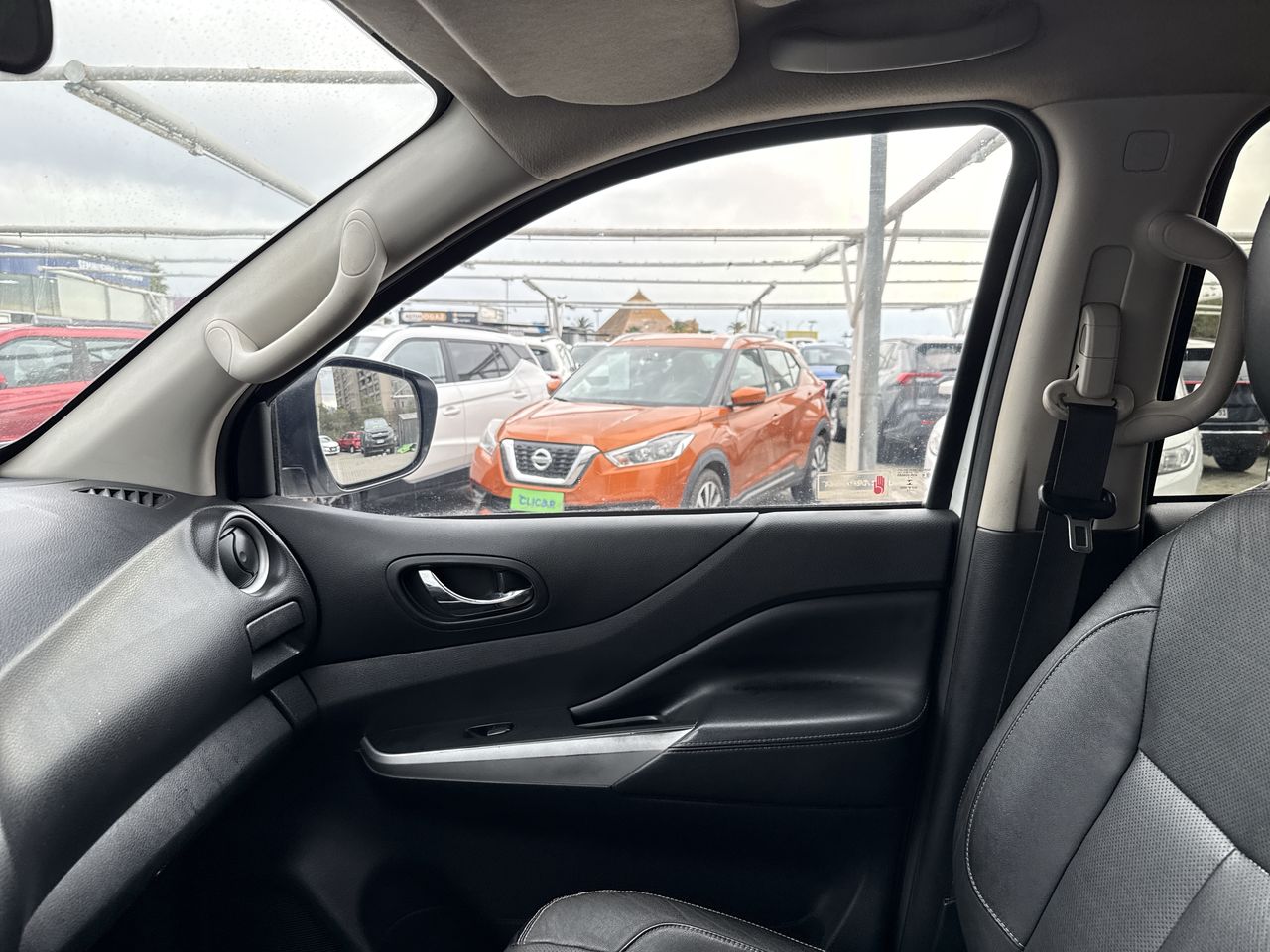 Nissan Np300 — foto 3 de 27