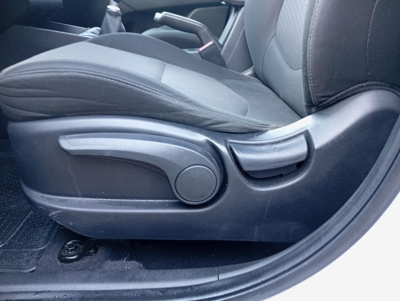 HYUNDAI - 13