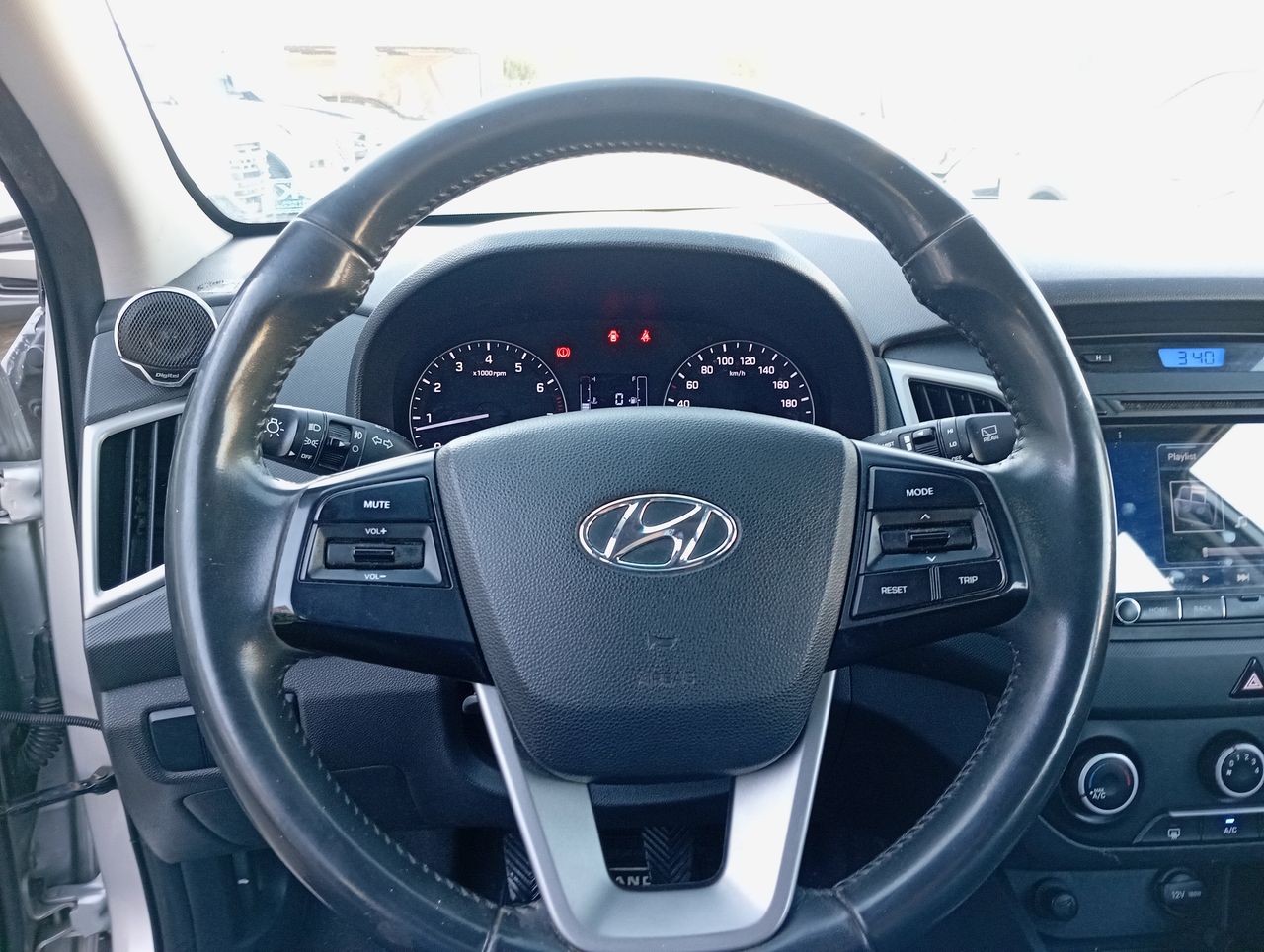 HYUNDAI - 15