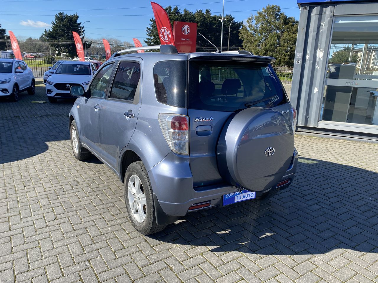 TOYOTA - 5