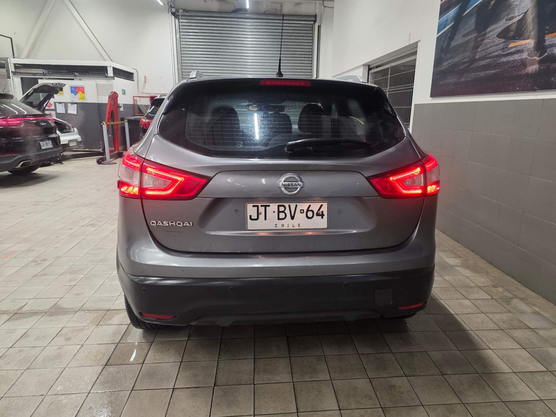NISSAN - 5