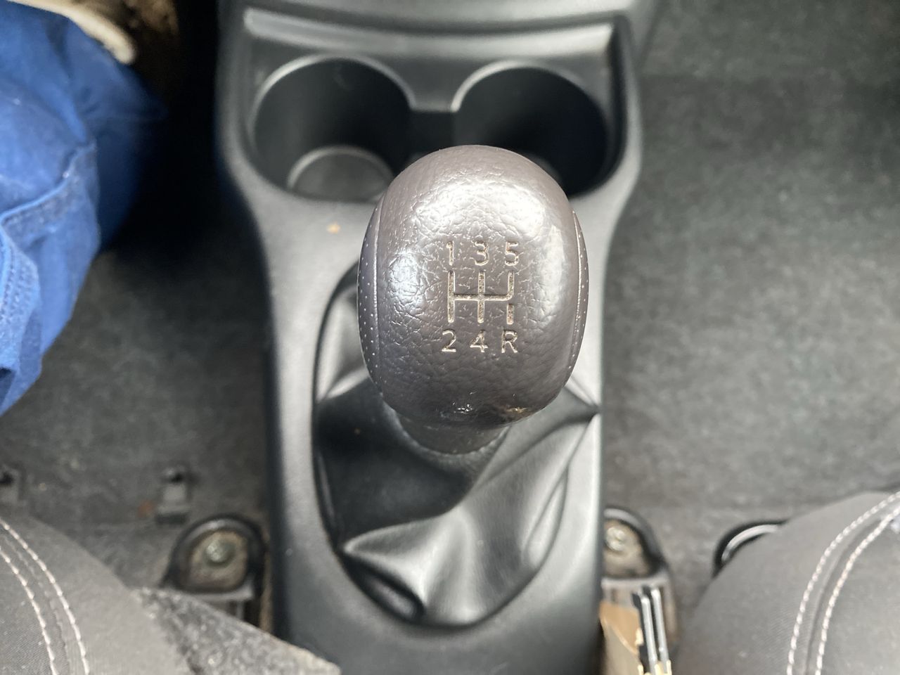 NISSAN - 20