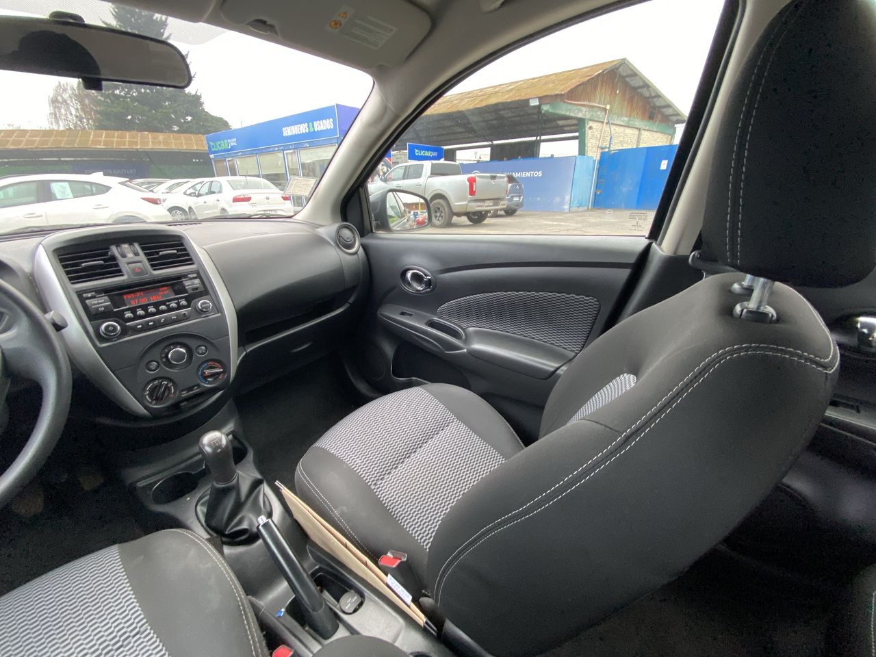 NISSAN - 2