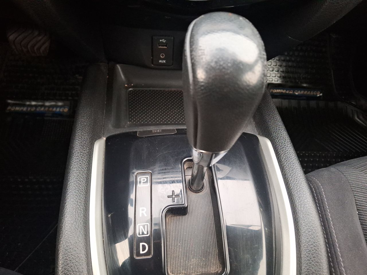 NISSAN - 19