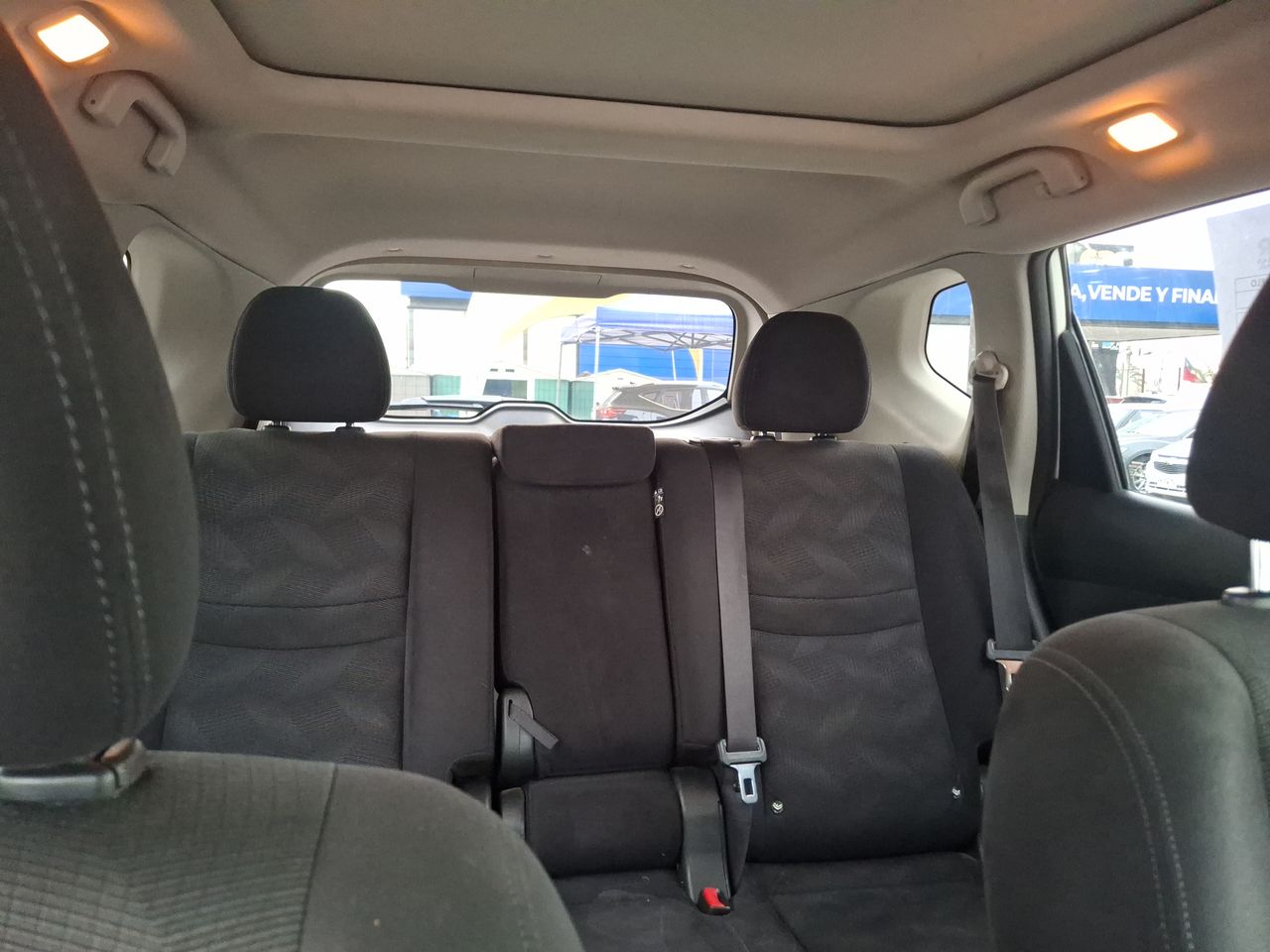 NISSAN - 5