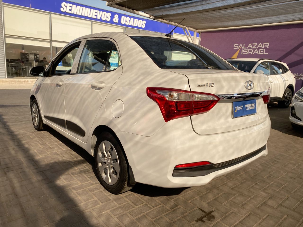 HYUNDAI - 8