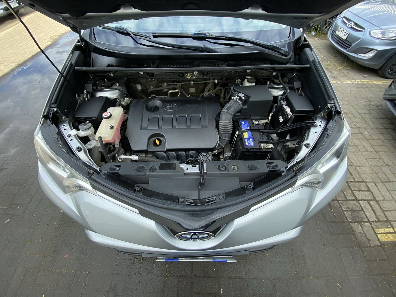 TOYOTA - 16