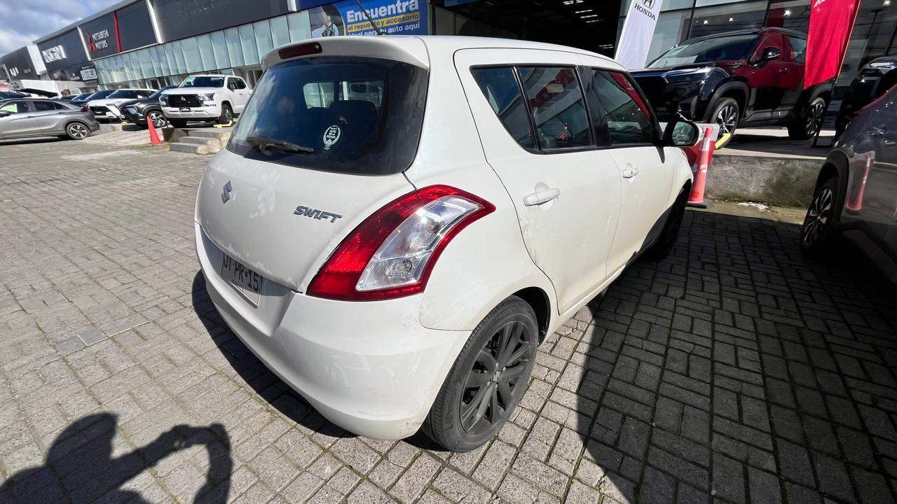 SUZUKI - 4