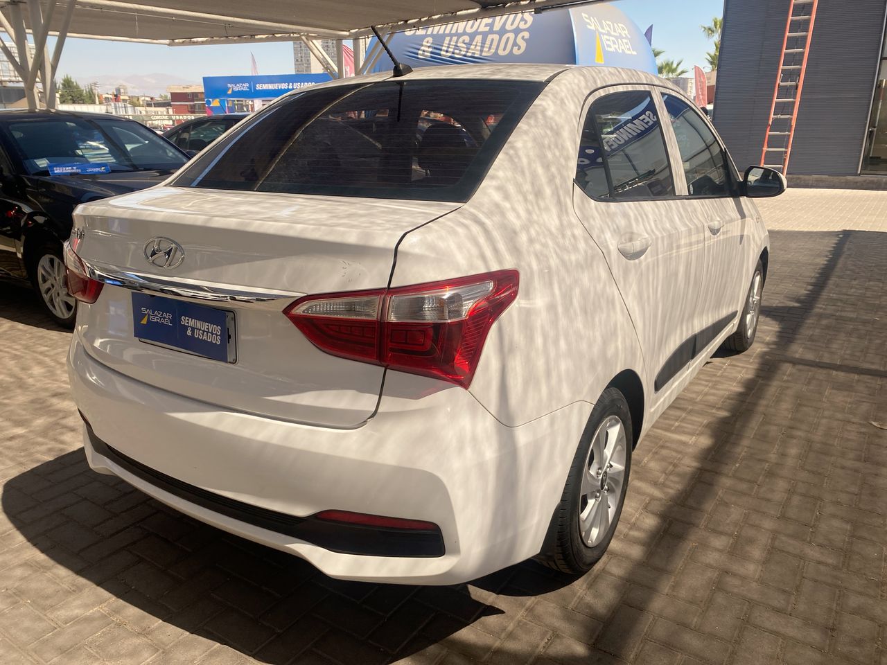 HYUNDAI - 1