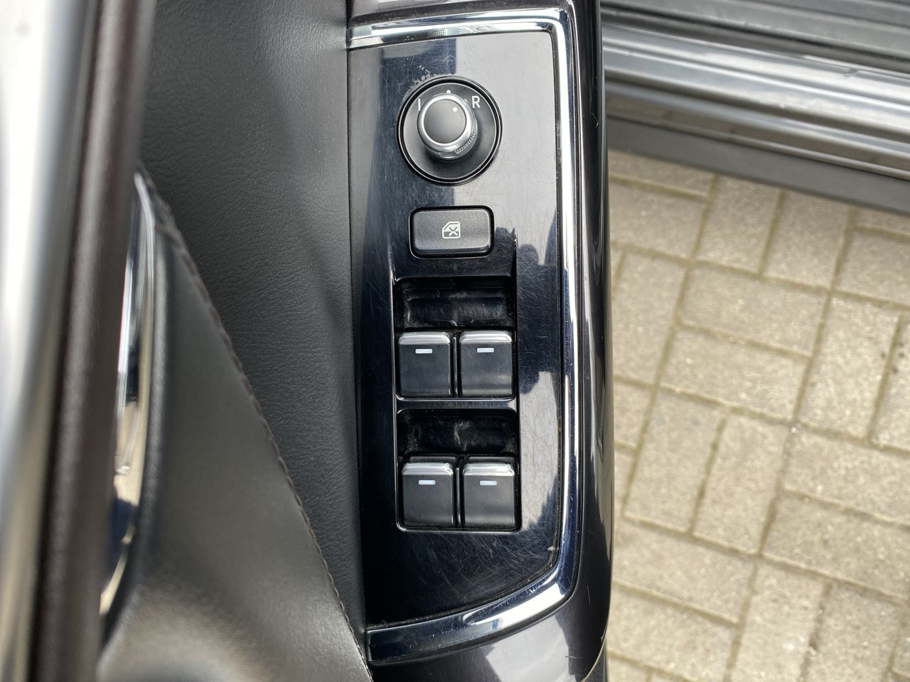 MAZDA - 15