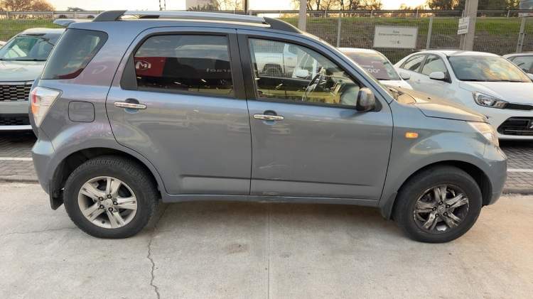 TOYOTA - 3
