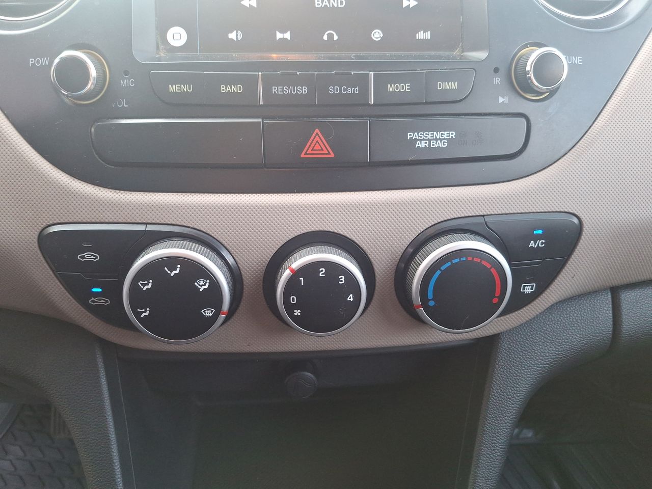 HYUNDAI - 29