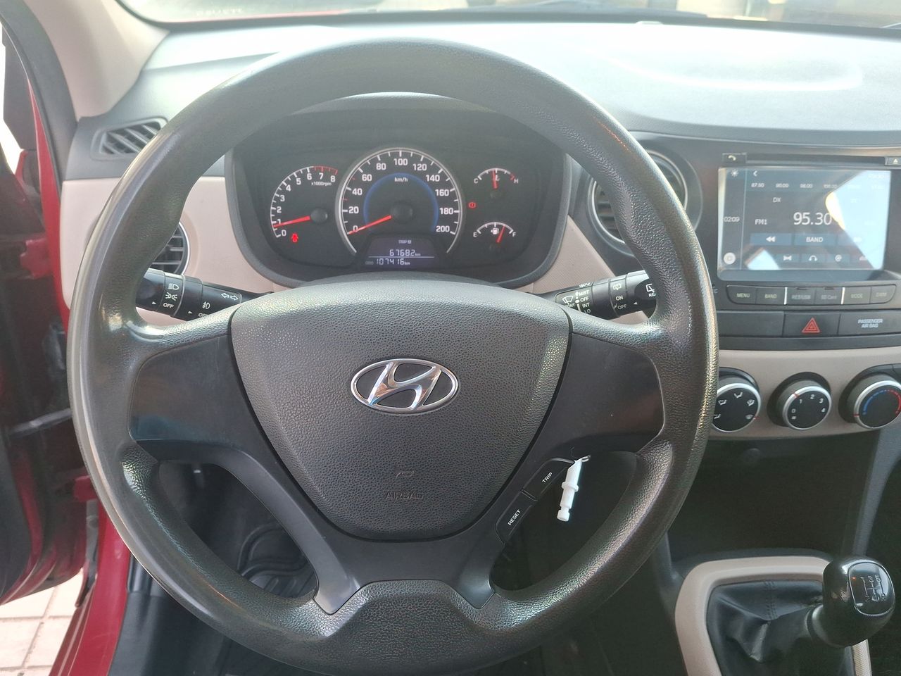 HYUNDAI - 24
