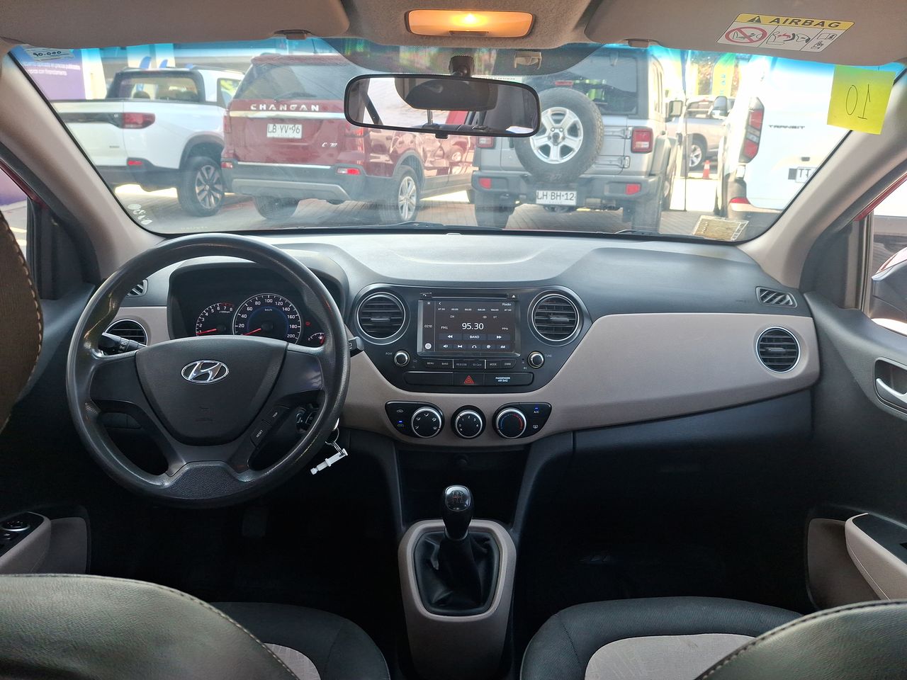 HYUNDAI - 9