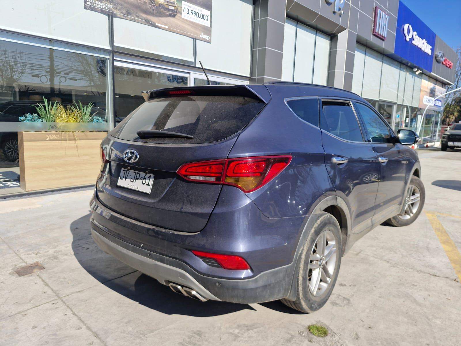HYUNDAI - 4