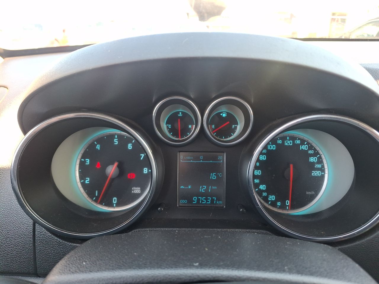 Changan Cs35 — foto 25 de 29
