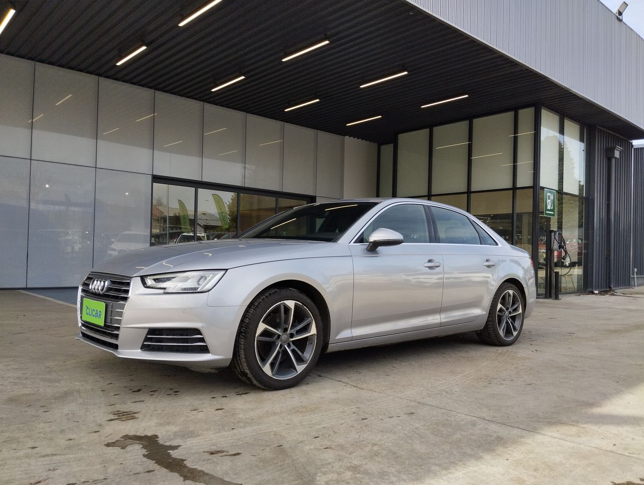 AUDI - 6