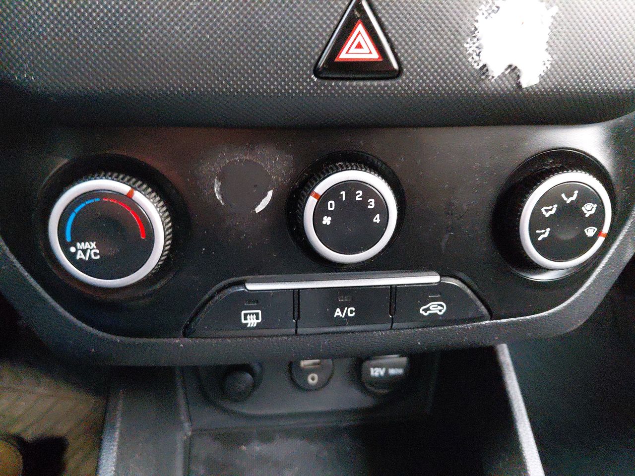 HYUNDAI - 28