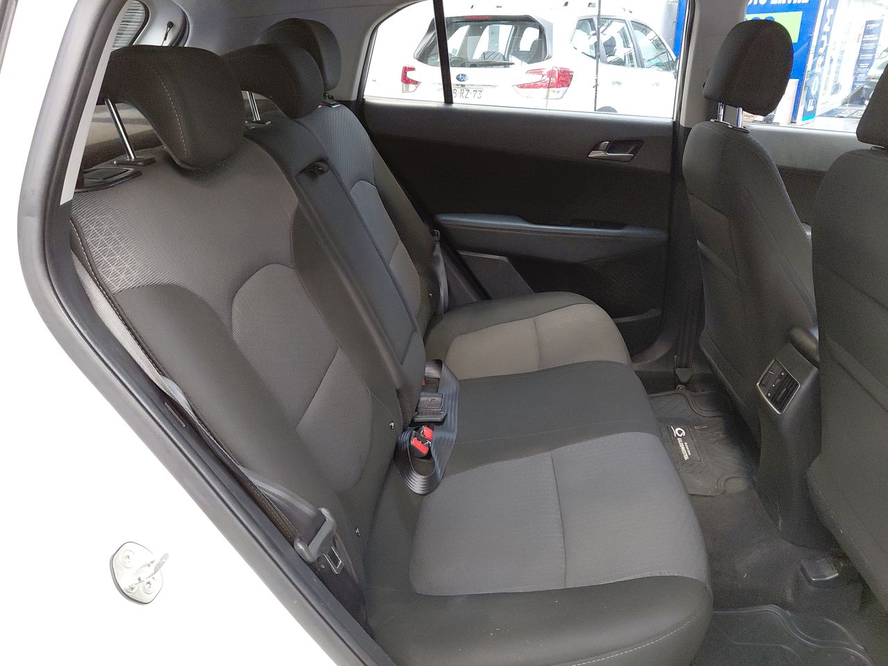 HYUNDAI - 32