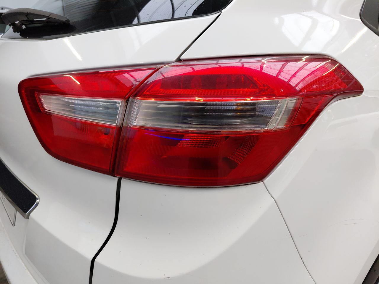 HYUNDAI - 18