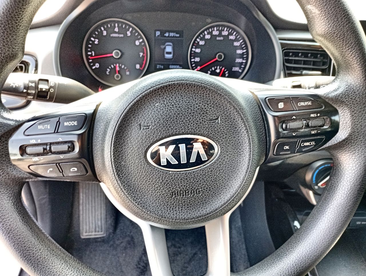 KIA - 27