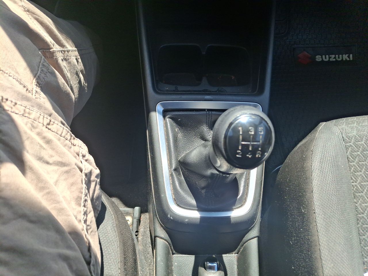SUZUKI - 28