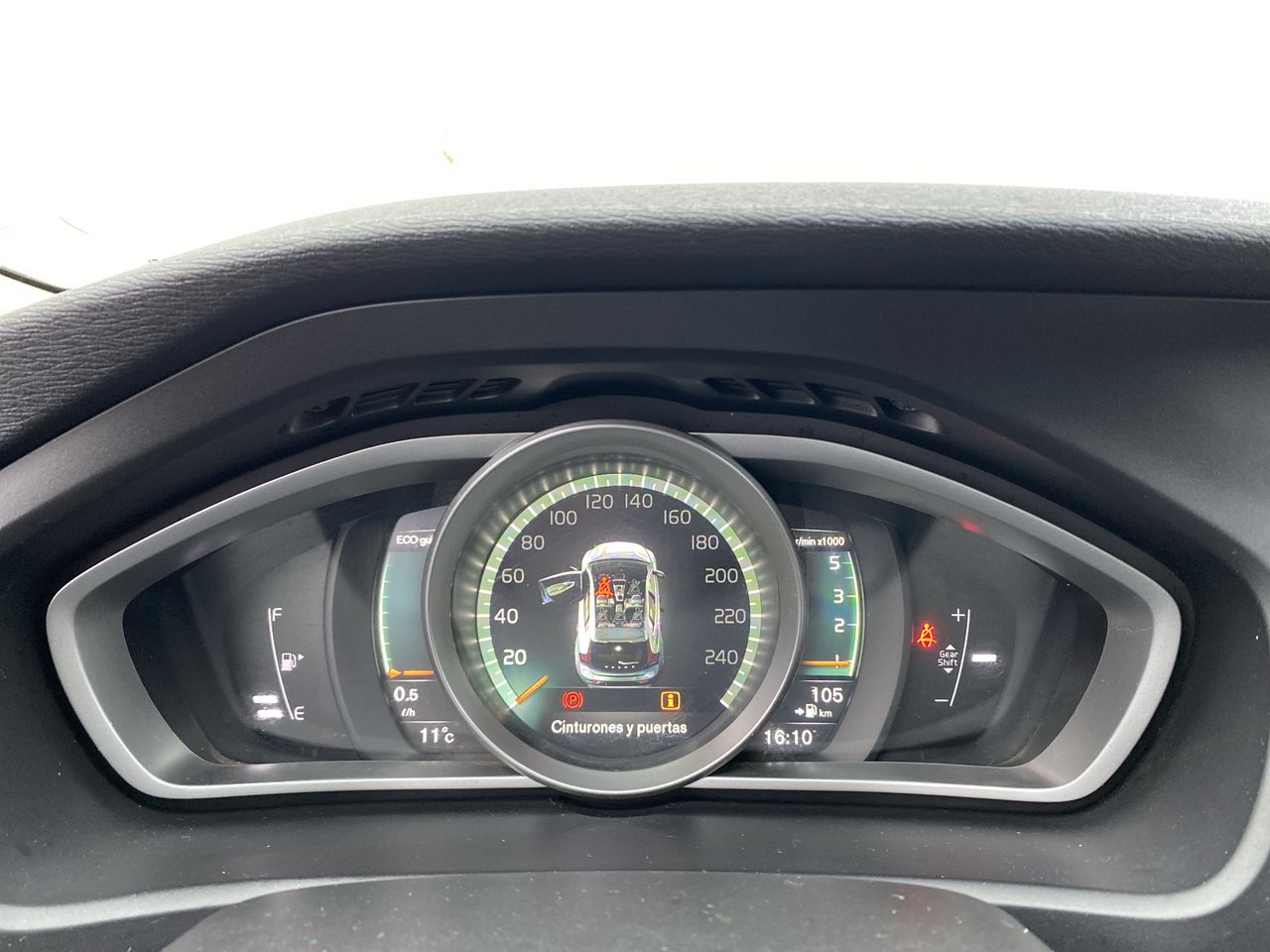 VOLVO - 20