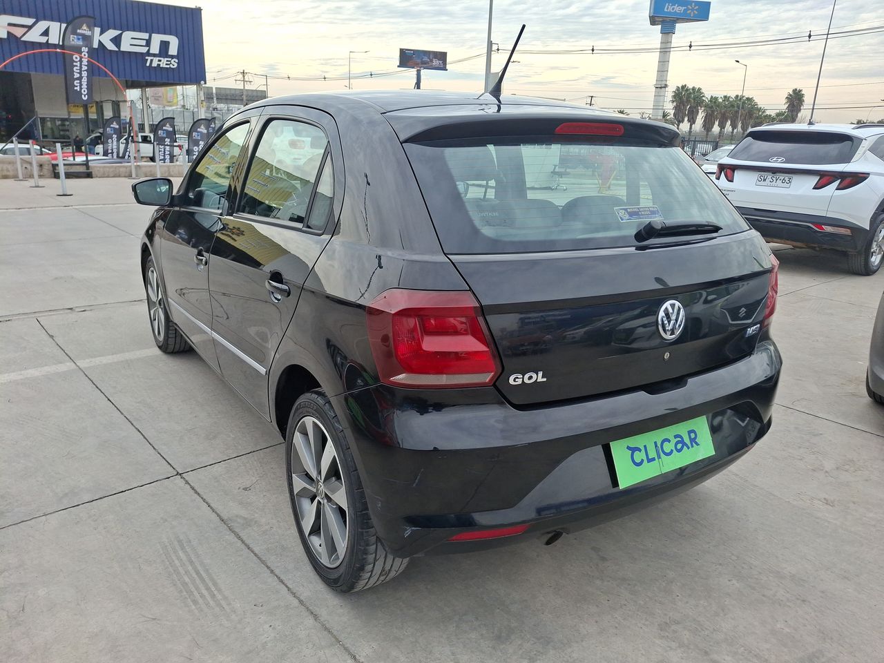 VOLKSWAGEN - 5