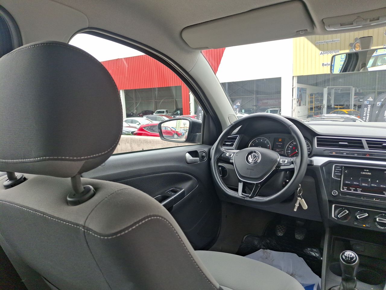 VOLKSWAGEN - 16