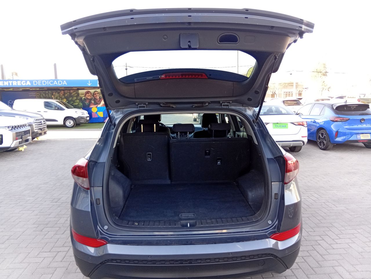 HYUNDAI - 19