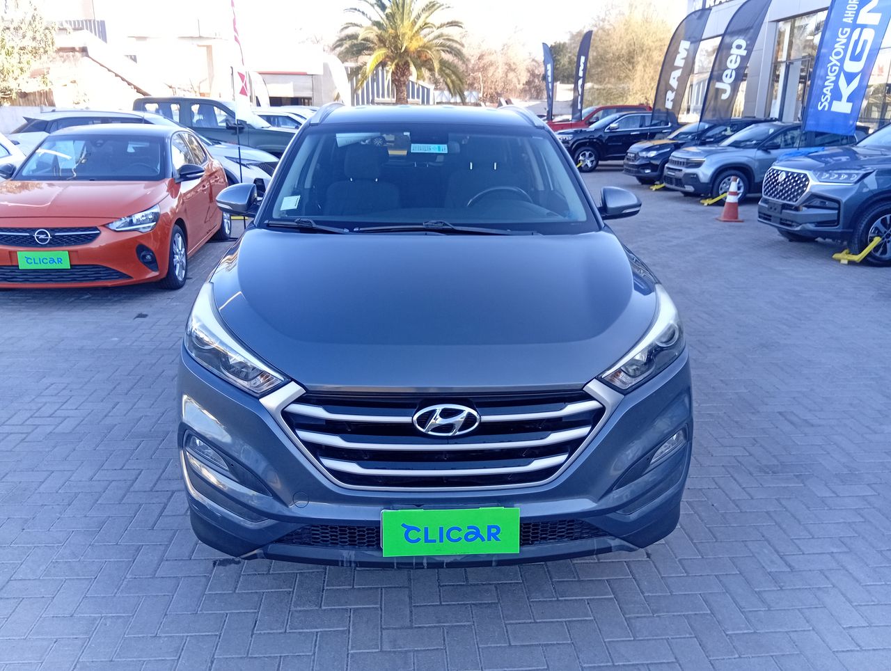 HYUNDAI - 2
