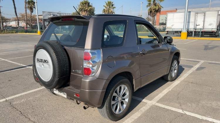 SUZUKI - 3