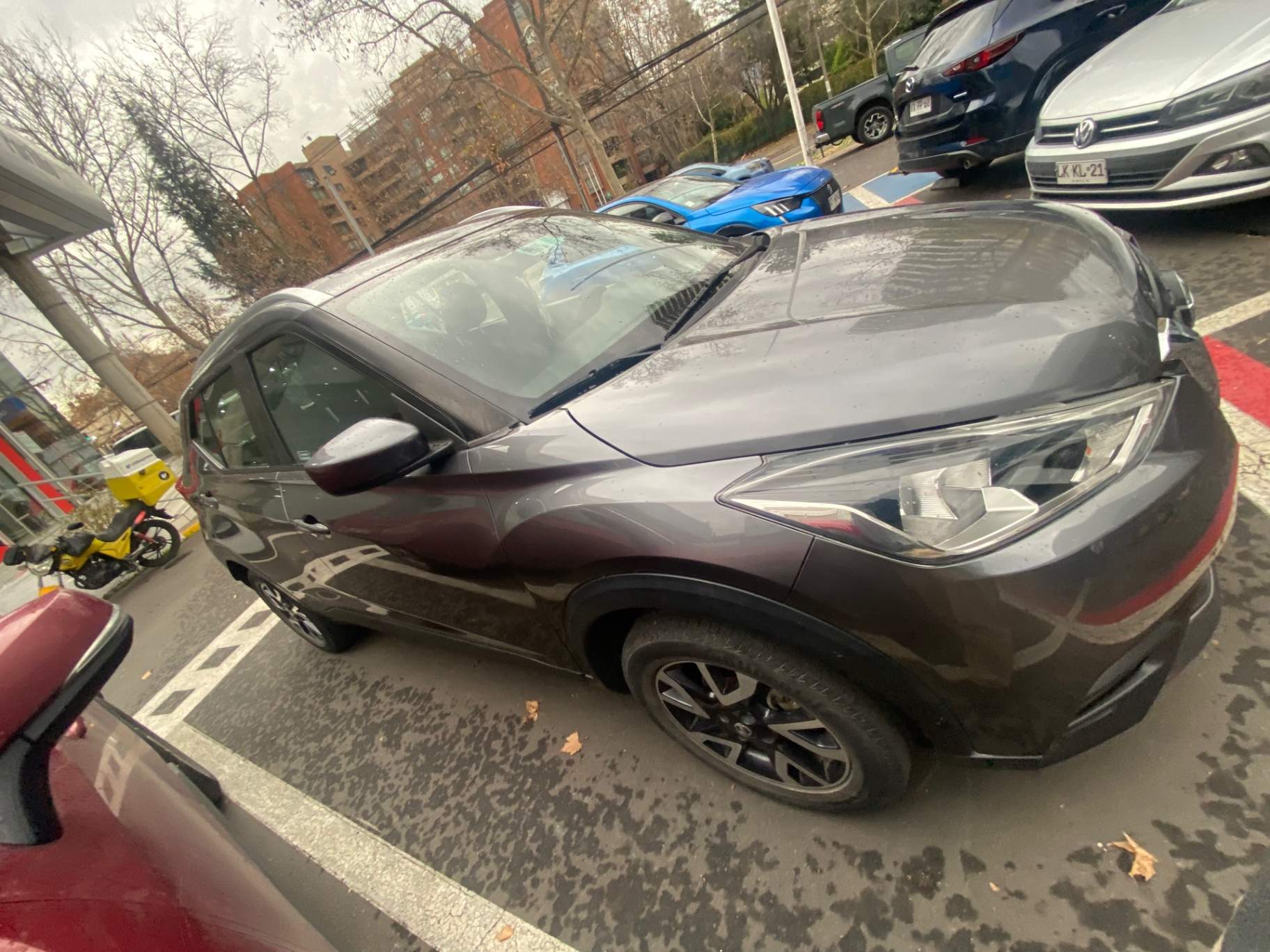 NISSAN - 2