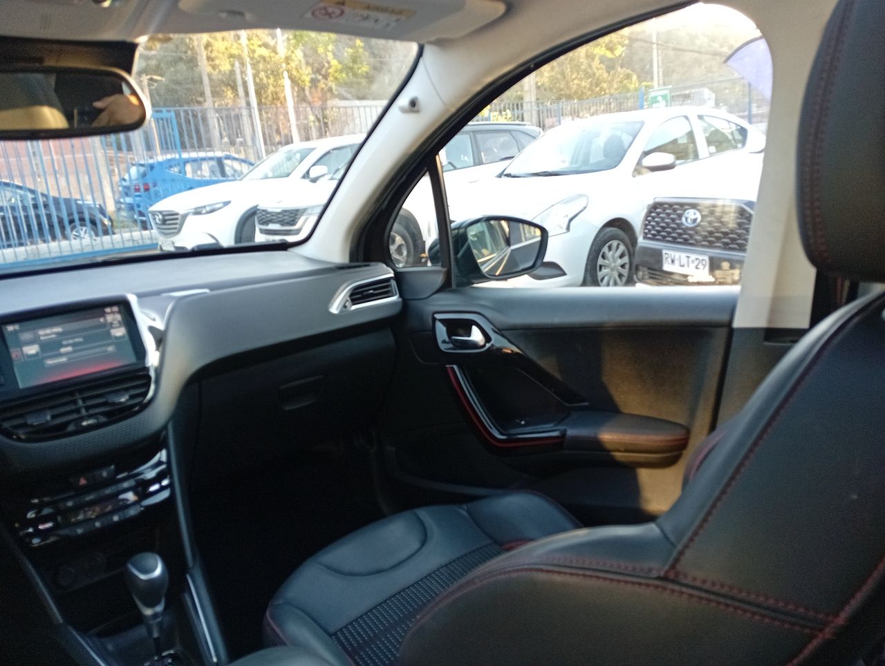 PEUGEOT - 10