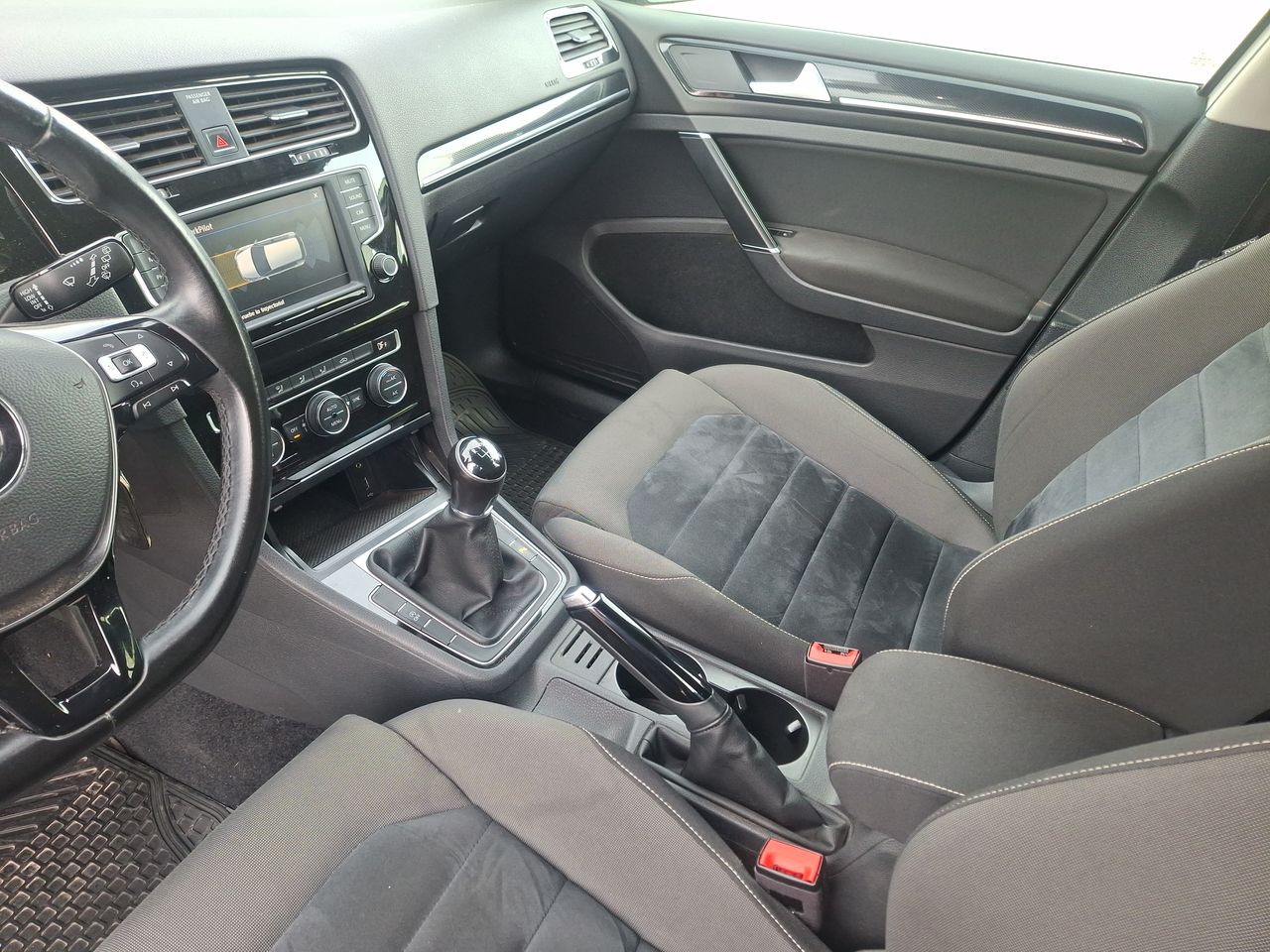 VOLKSWAGEN - 8